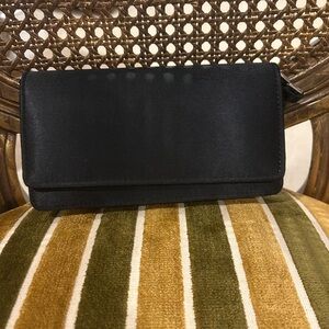 Sleek, Minimalist Black Clutch with 14.5 in Strap (7 in l x 3.5 in h x 1.5 in w)